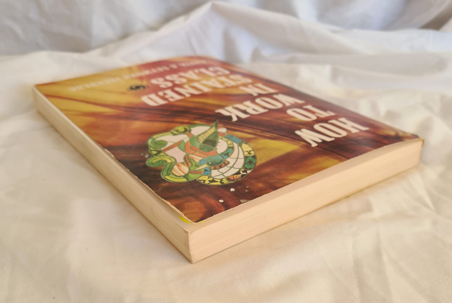 How to Work in Stained Glass by Anita and Seymour Isenberg