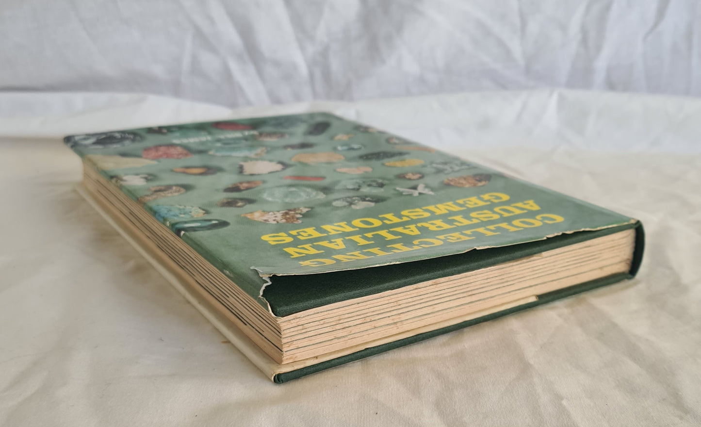 Collecting Australian Gemstones by Bill James