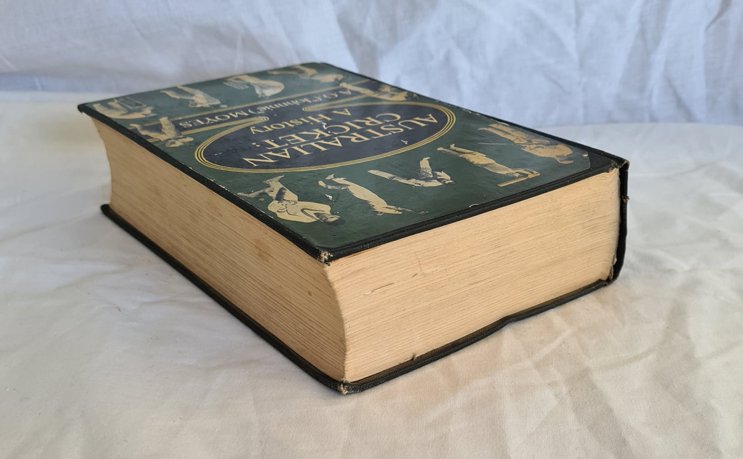 Australian Cricket by A. G. (“Johnnie”) Moyes