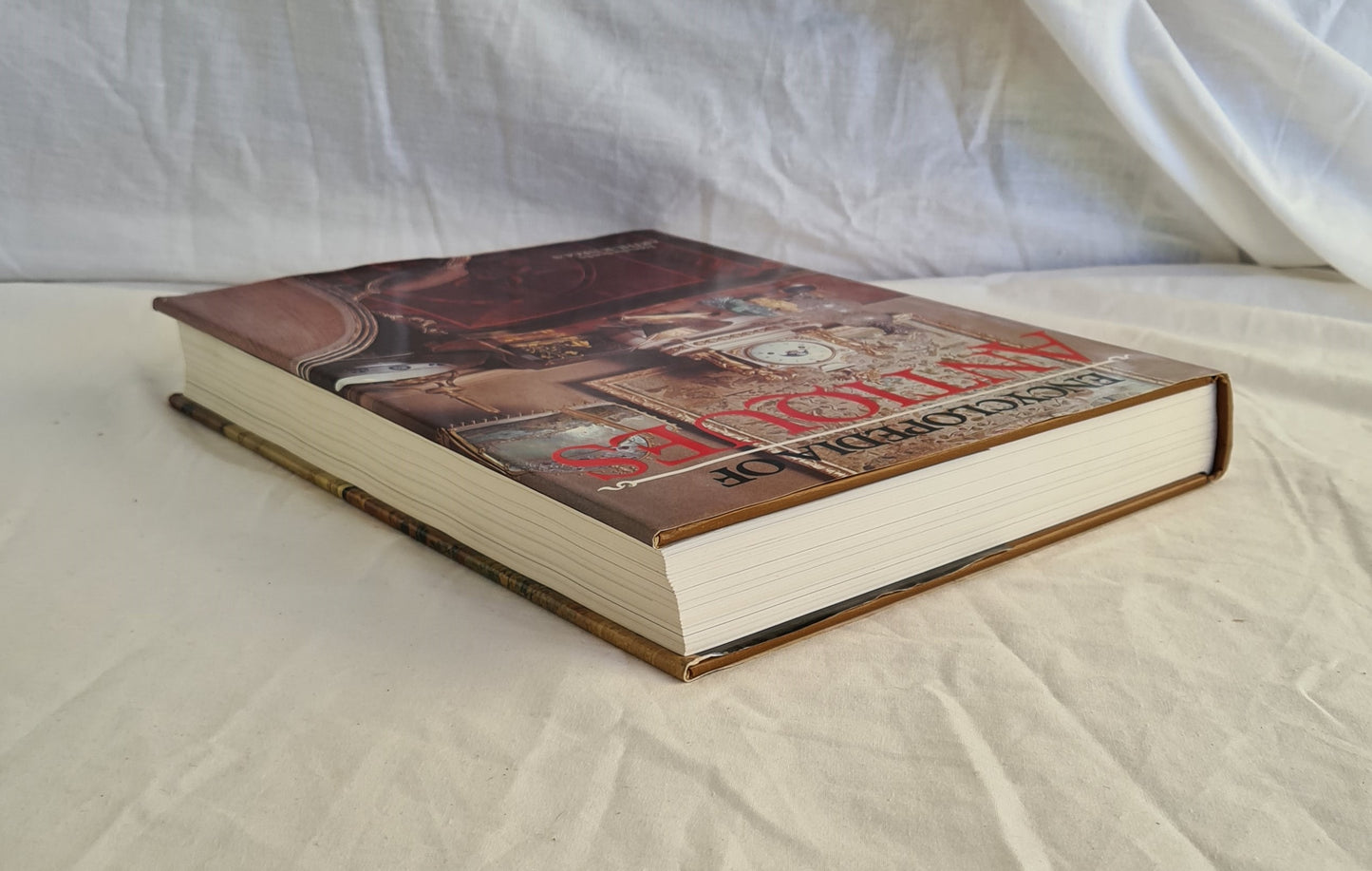 Encyclopedia of Antiques by Arthur Negus and Rosemary Klein