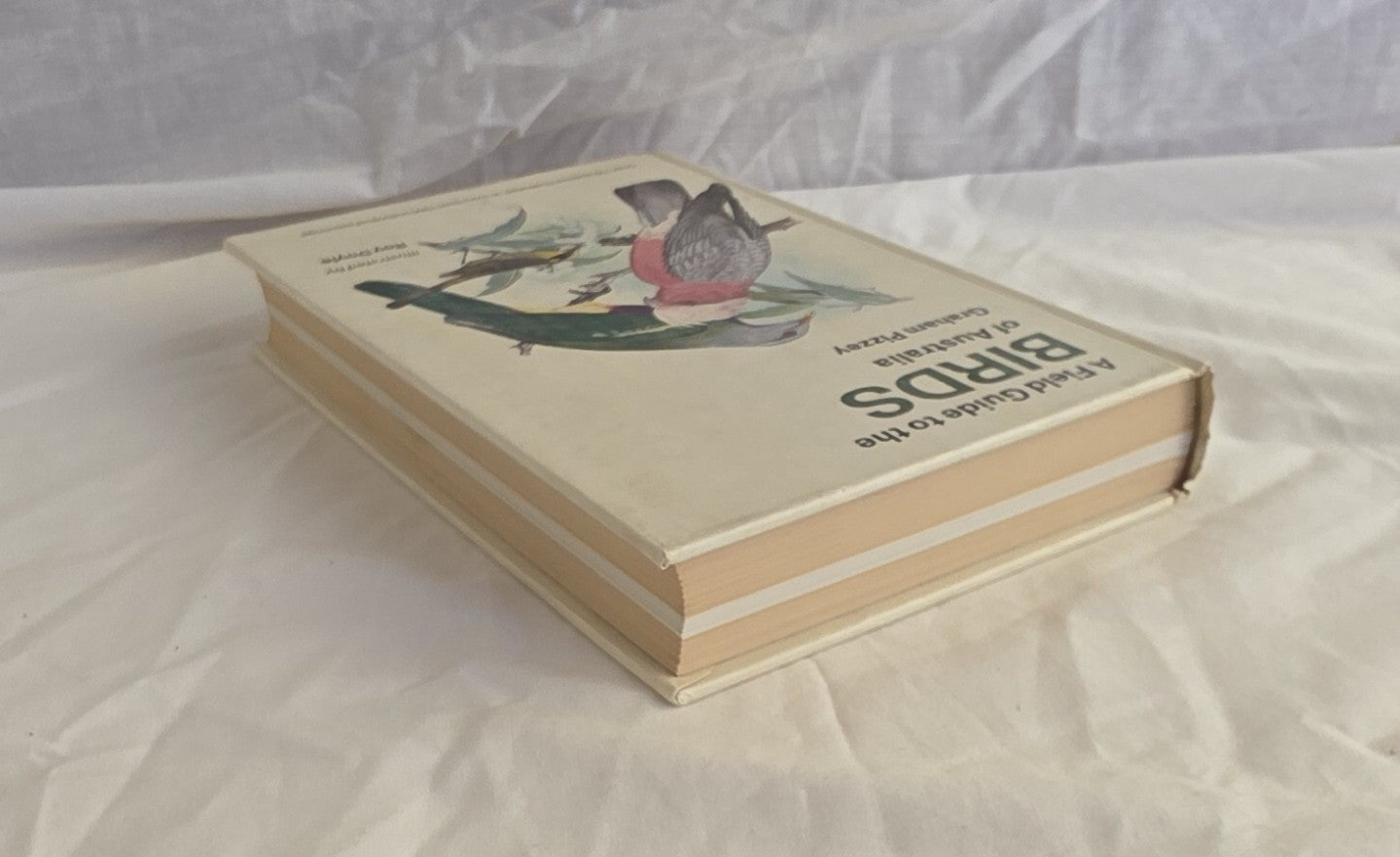 A Field Guide to the Birds of Australia by Graham Pizzey
