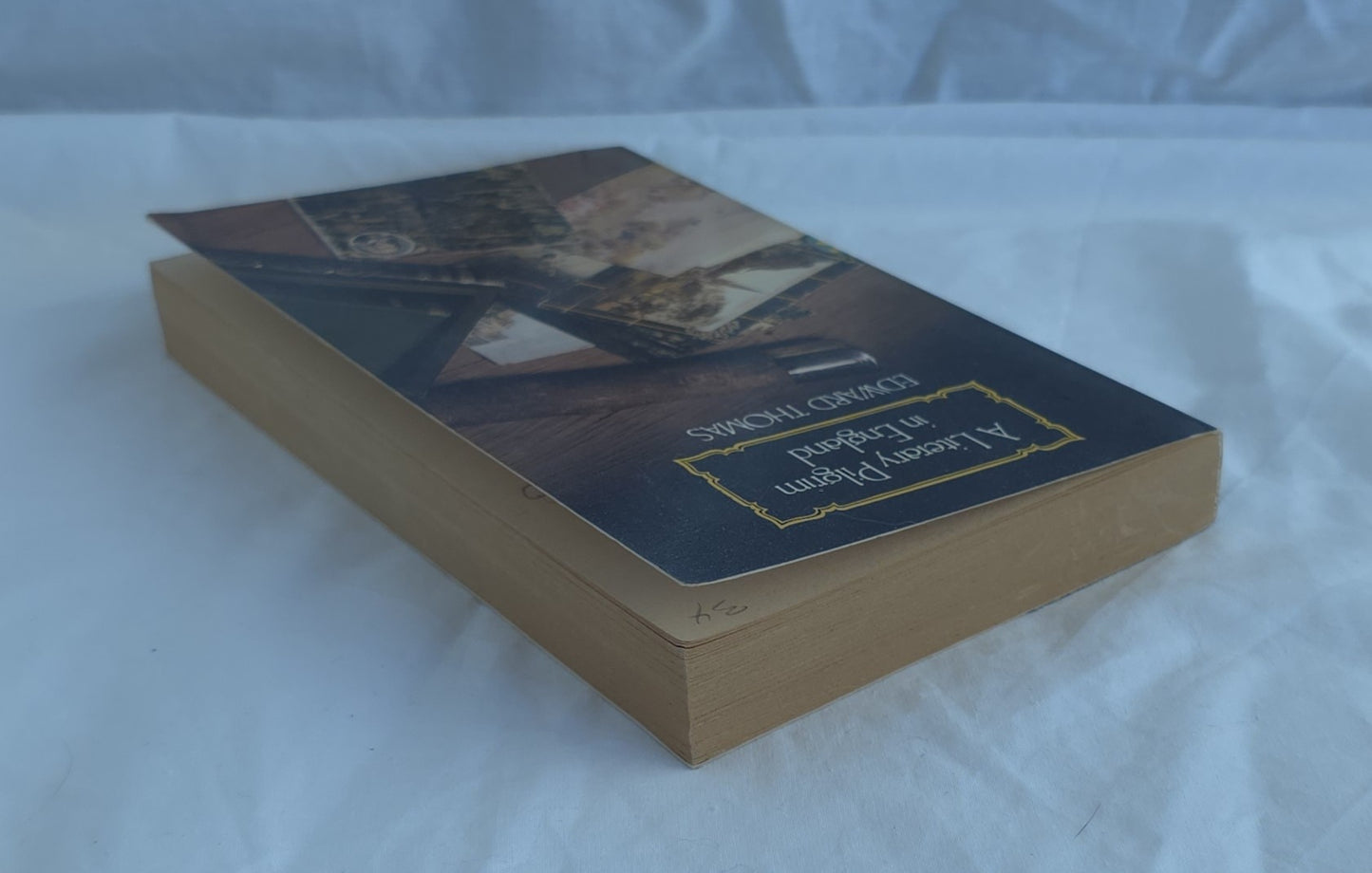 A Literary Pilgrim in England by Edward Thomas