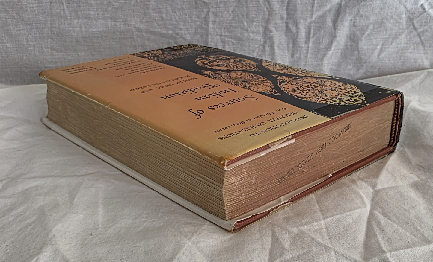 Sources of Indian Tradition by Wm. Theodore de Bary, Stephen N. Hay, Royal Weiler and Andrew Yarrow