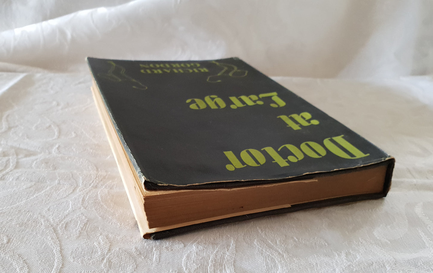 Doctor at Large by Richard Gordon