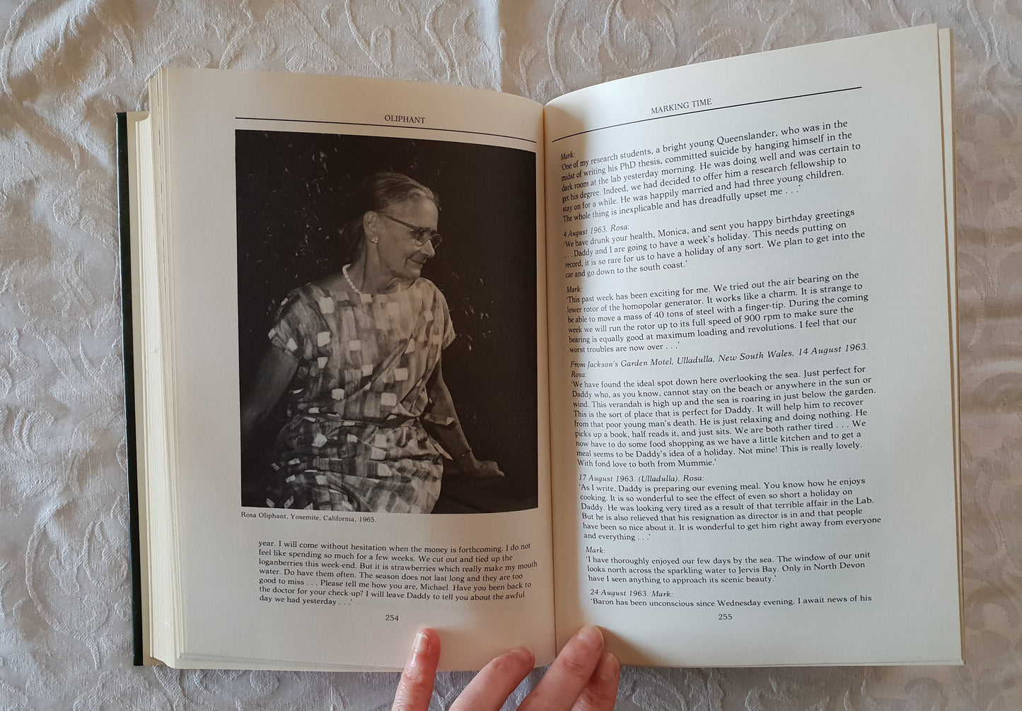 Oliphant by Stewart Cockburn and David Ellyard