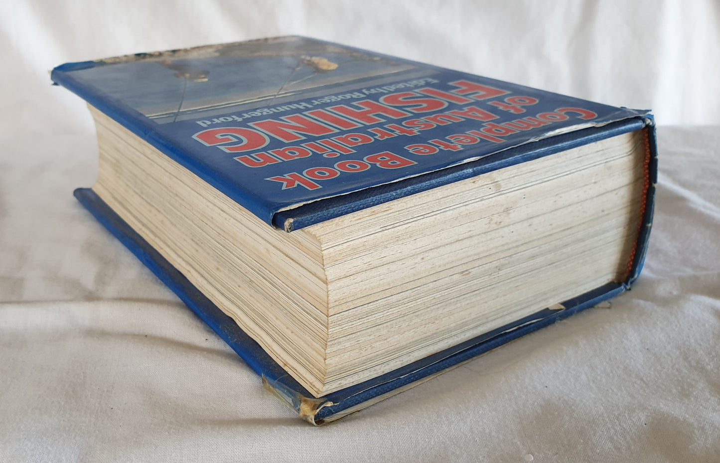 Complete Book of Australian Fishing Edited by Rodger Hungerford