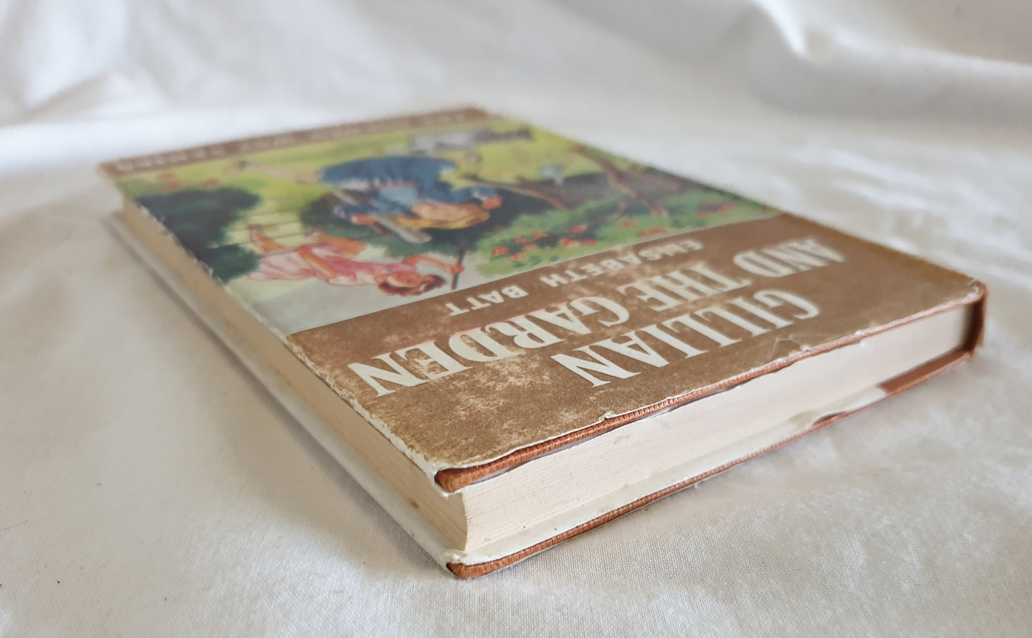 Gillian and the Garden by Elisabeth Batt