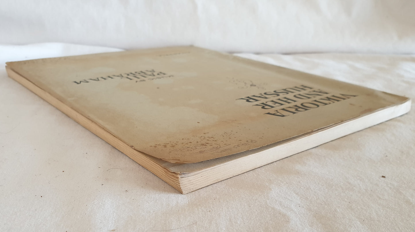 Victoria and her Hussar Music by Paul Abraham