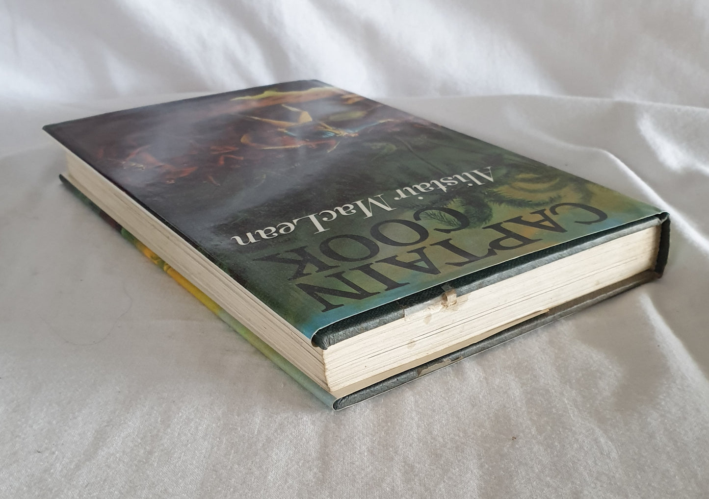 Captain Cook by Alistair Maclean