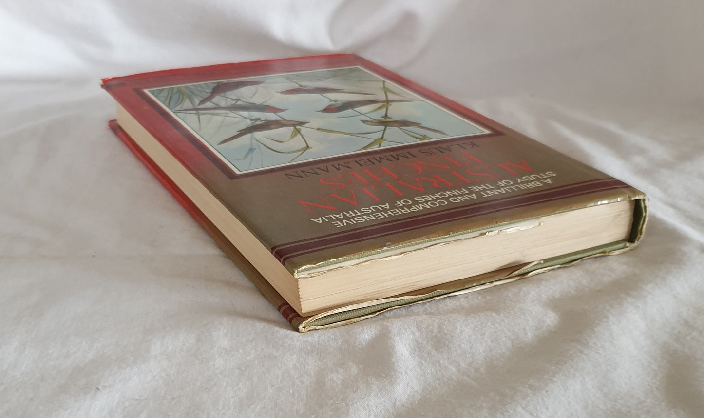 Australian Finches by Klaus Immelmann