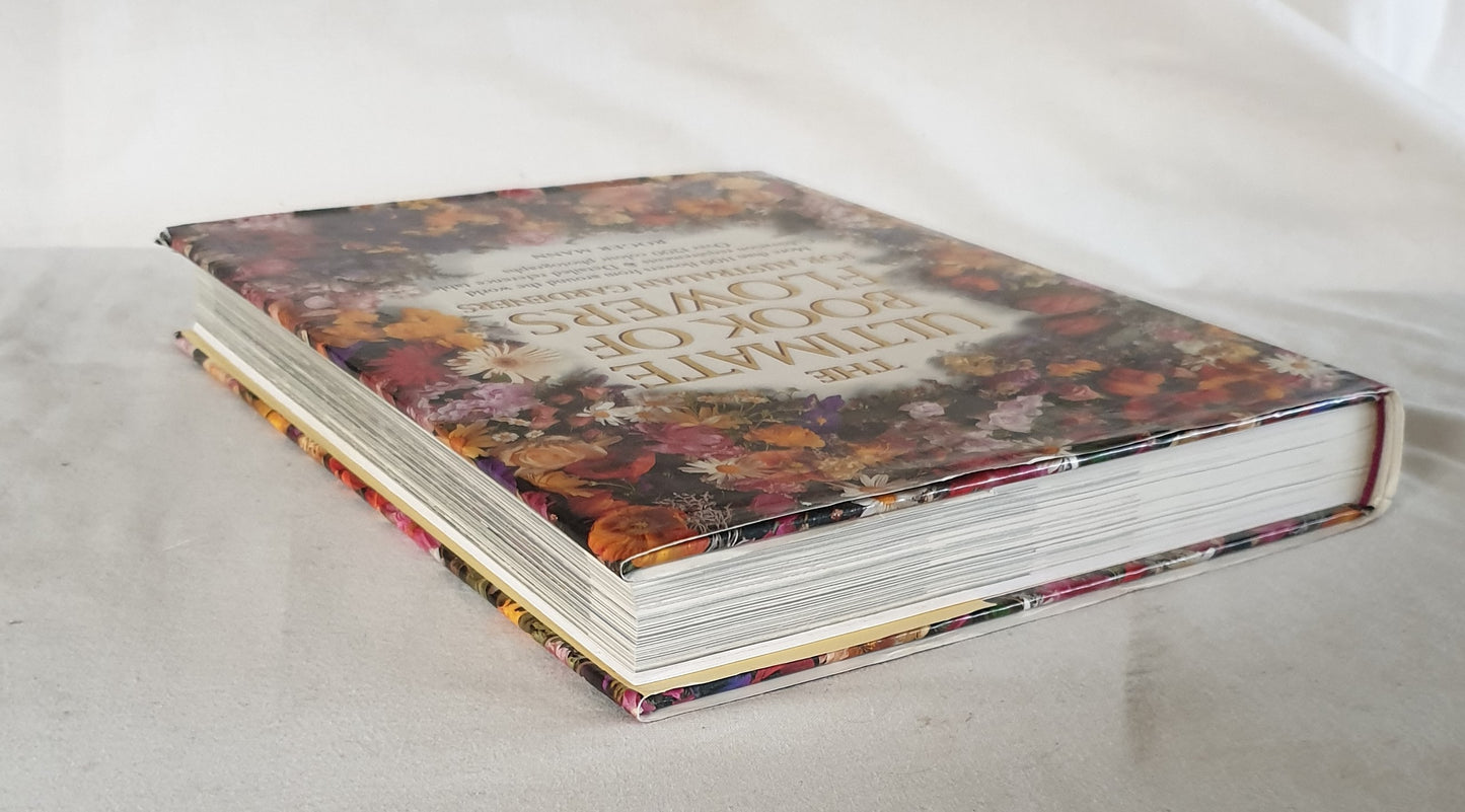 The Ultimate Book of Flowers by Roger Mann