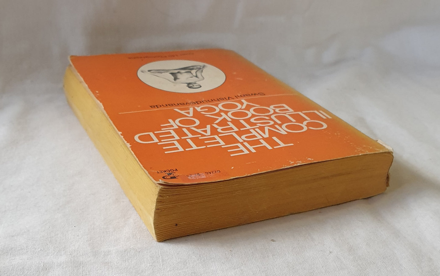 The Complete Illustrated Book of Yoga by Swami Vishnudevananda