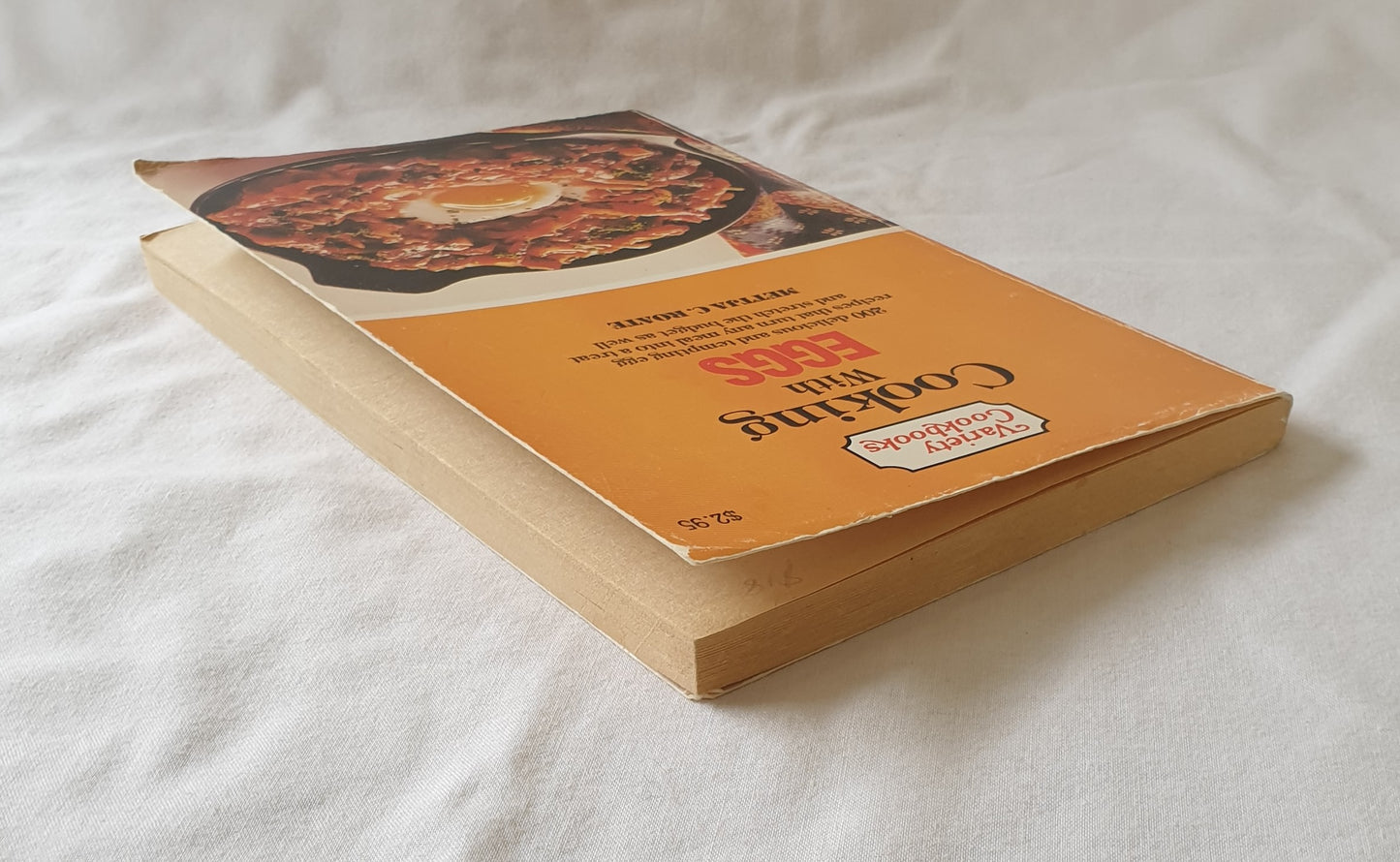 Cooking with Eggs by Mettja C. Roate