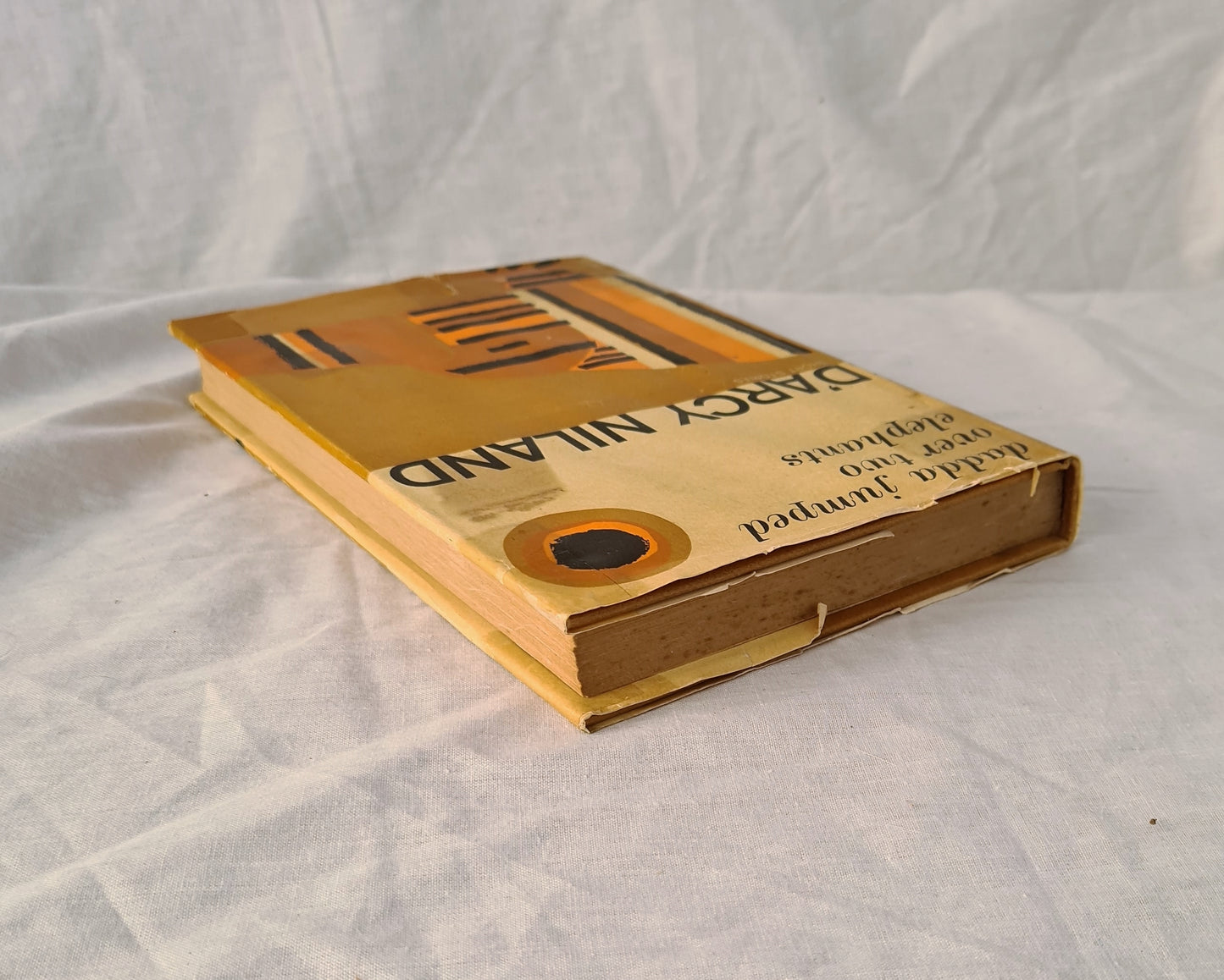 Dadda Jumped Over Two Elephants by D’Arcy Niland