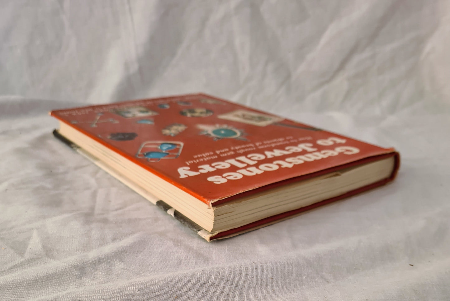 Gemstones to Jewellery by Bill James