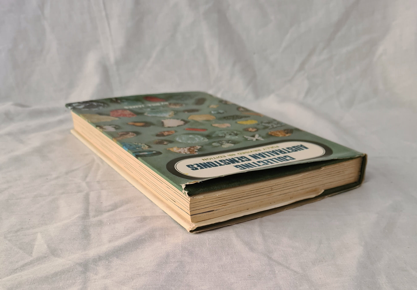 Collecting Australian Gemstones by Bill James