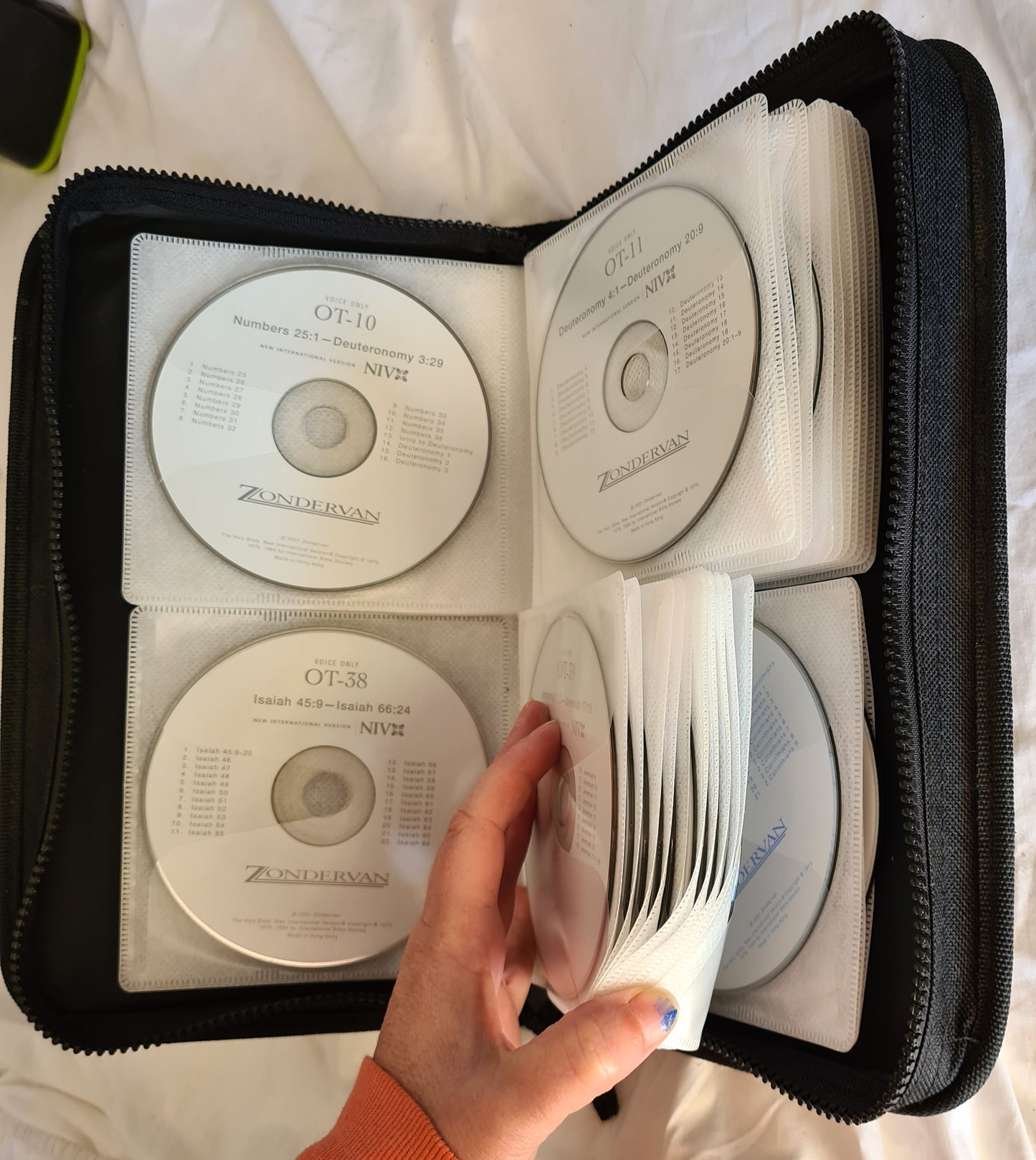 NIV Study Bible by Kenneth L. Barker