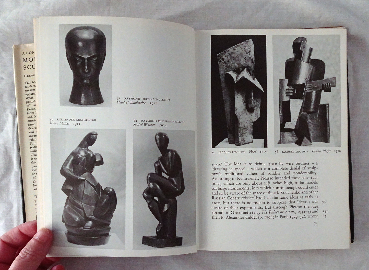 A Concise History of Modern Sculpture by Herbert Read