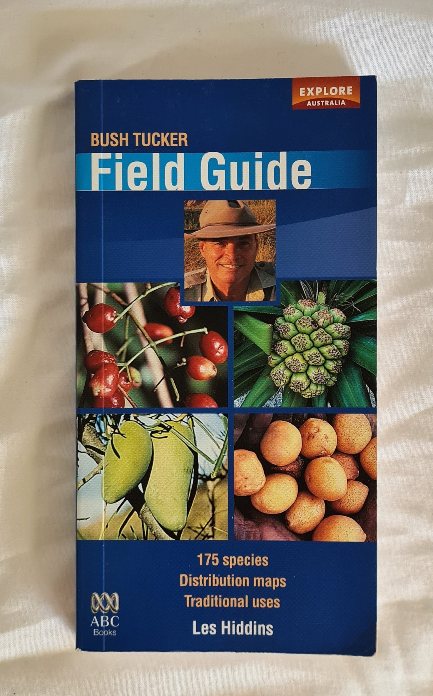 Bush Tucker Field Guide by Les Hiddins – Morgan's Rare Books