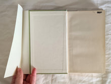 Load image into Gallery viewer, A Field Guide to Australian Trees by Ivan Holliday and Ron Hill