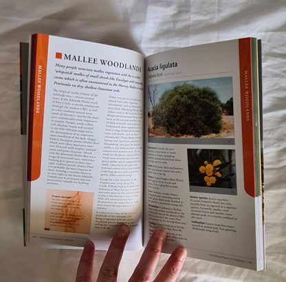 The Native Plants of Adelaide by Phil Bagust and Lynda Tout-Smith
