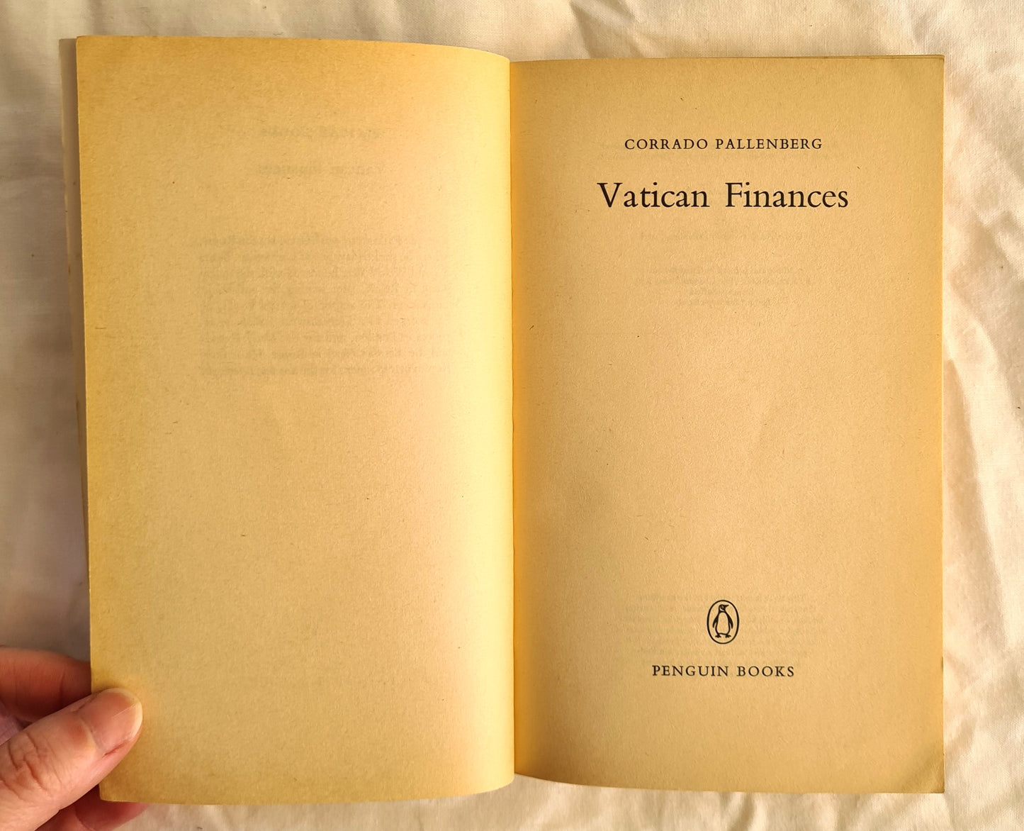 Vatican Finances by Corrado Pallenberg
