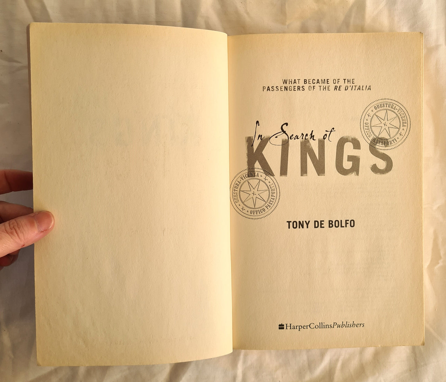 In Search of Kings by Tony De Bolfo