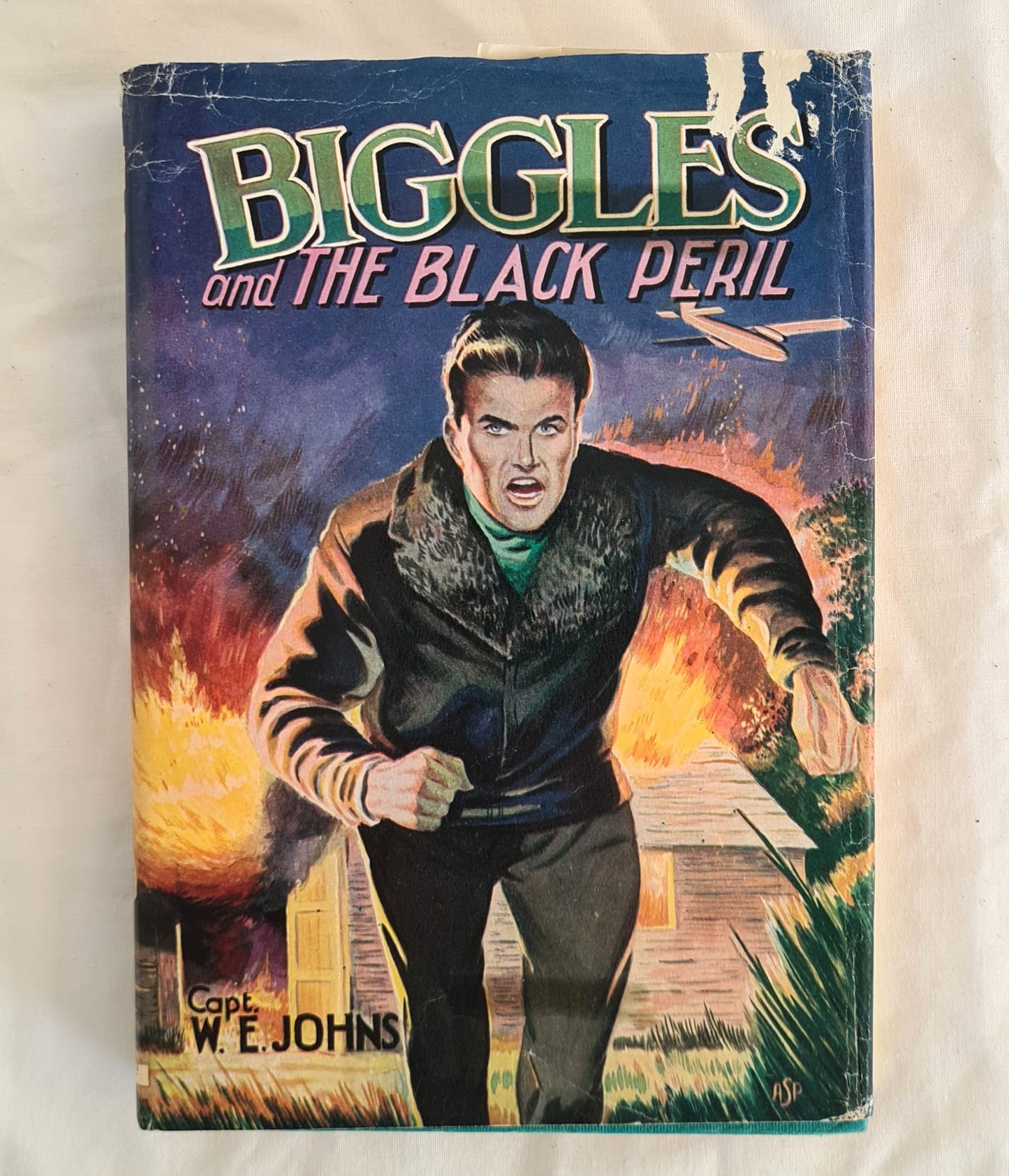 Biggles and the Black Peril by Captain W. E. Johns (dustjacket)