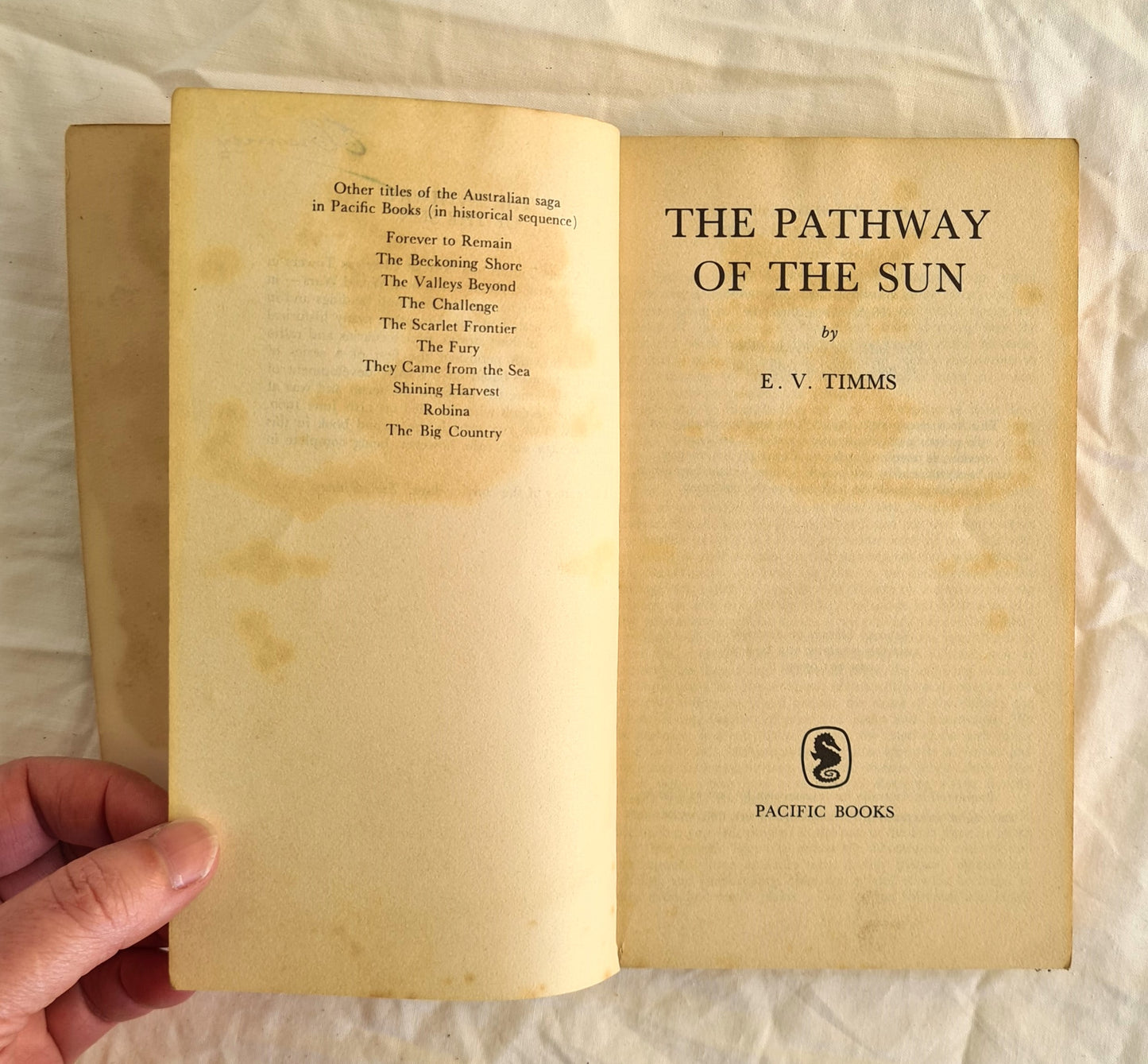 The Pathway of the Sun by E. V. Timms (PB)