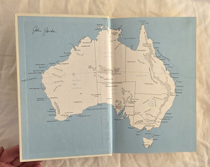 A Field Guide to the Birds of Australia by Graham Pizzey