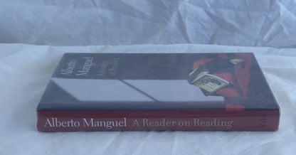 A Reader on Reading by Alberto Manguel