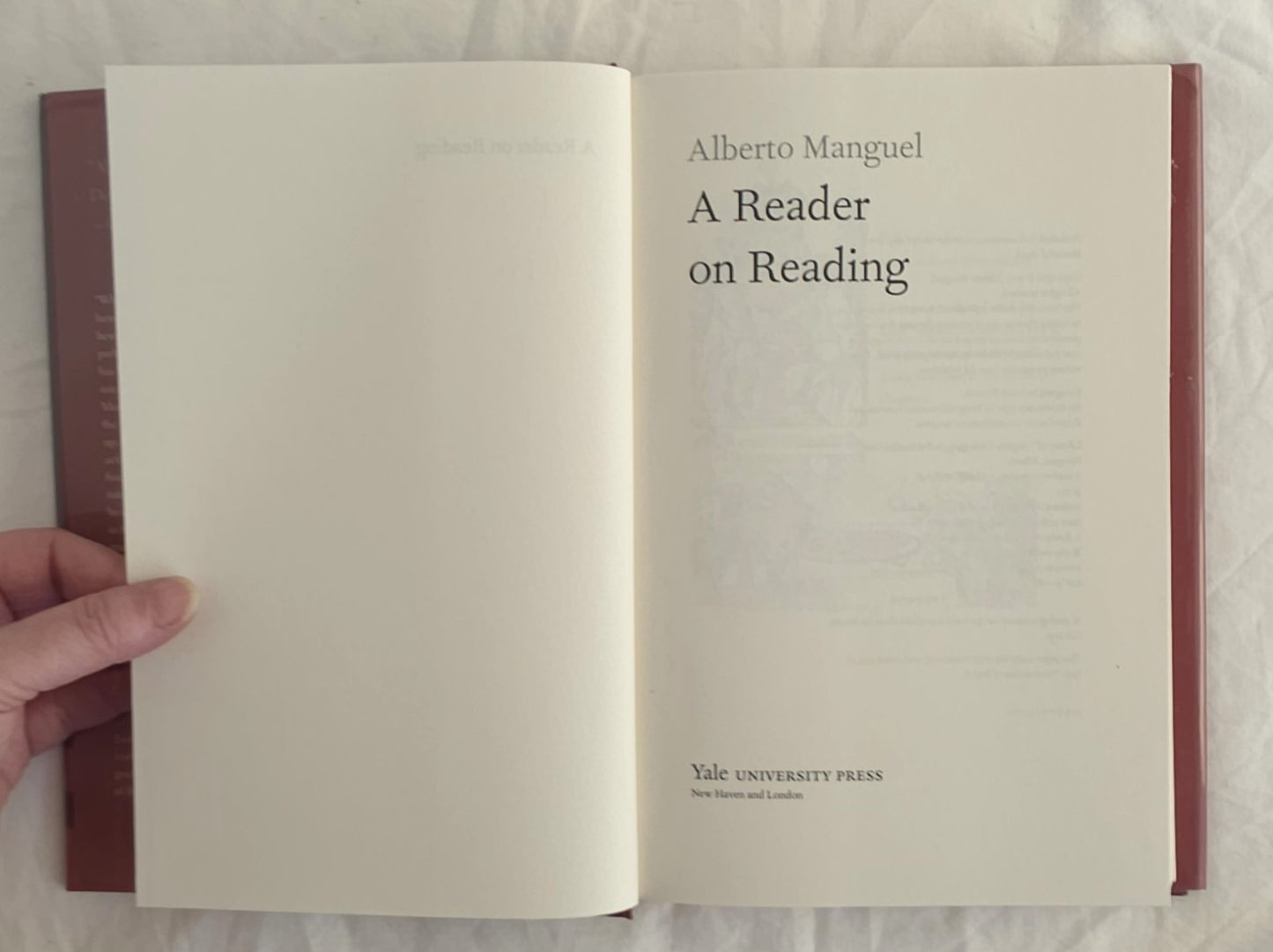 A Reader on Reading by Alberto Manguel