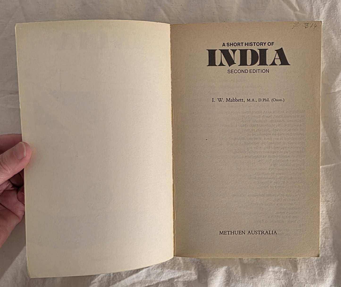 A Short History of India by Ian W. Mabbett