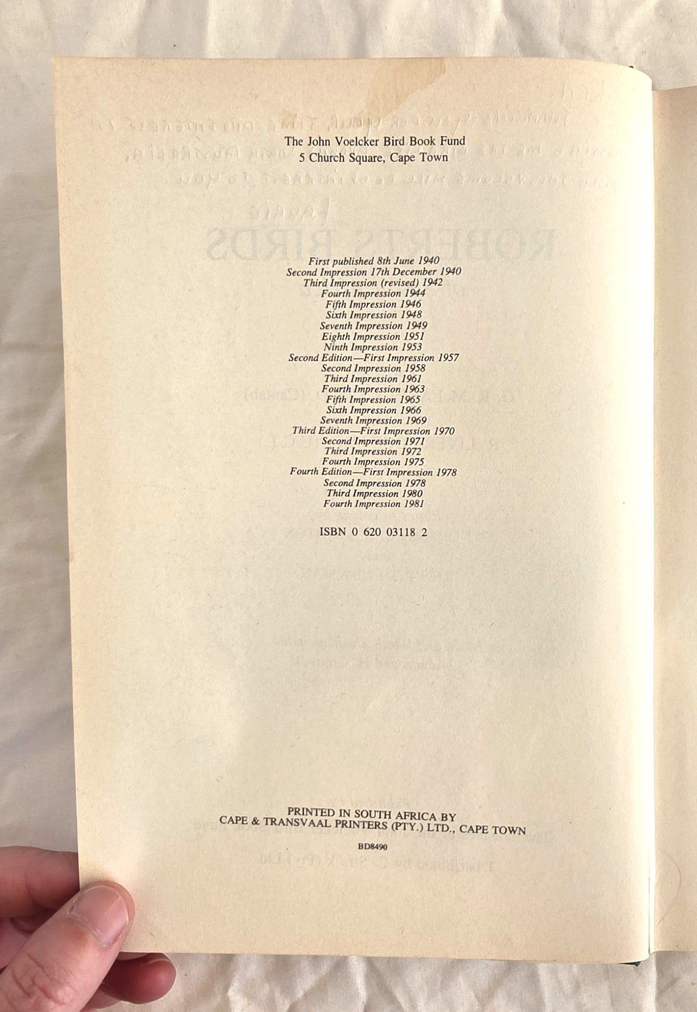 Roberts Birds of South Africa by G. R. McLachlan and R. Liversidge