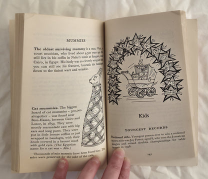 Cunningham’s Little Red Record Book by Bronnie Cunningham