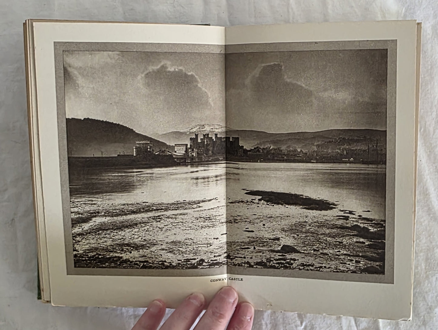 In Search of Wales by H. V. Morton