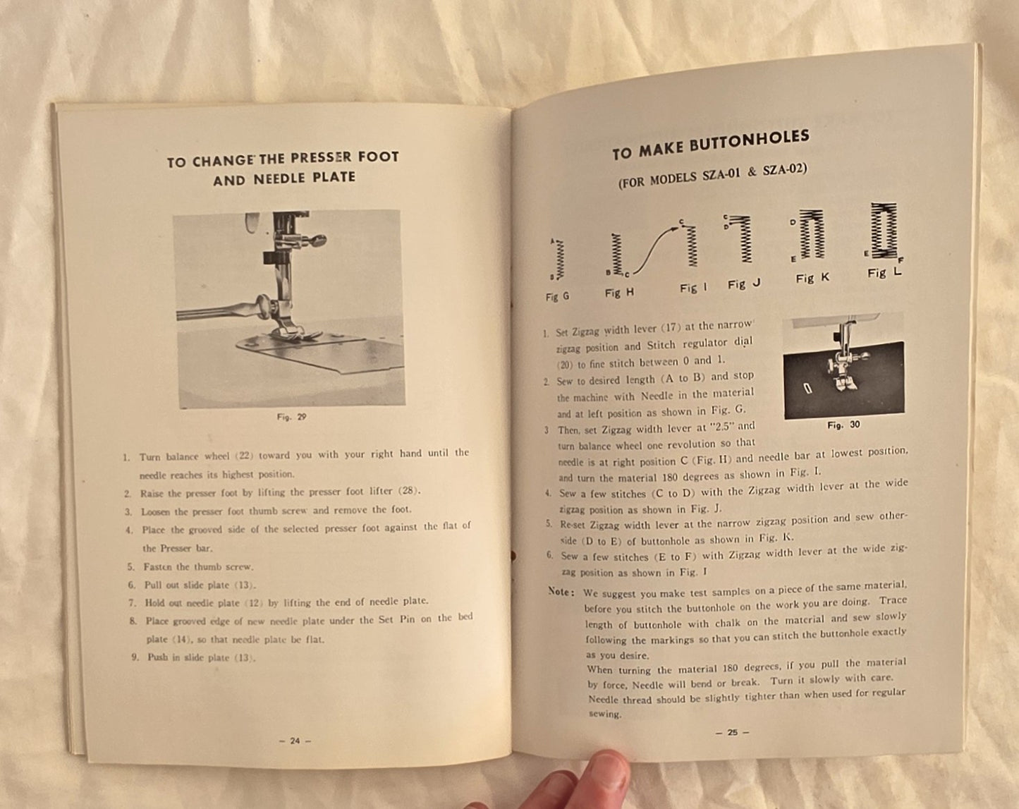 Light Weight Zig Zag Sewing Machine