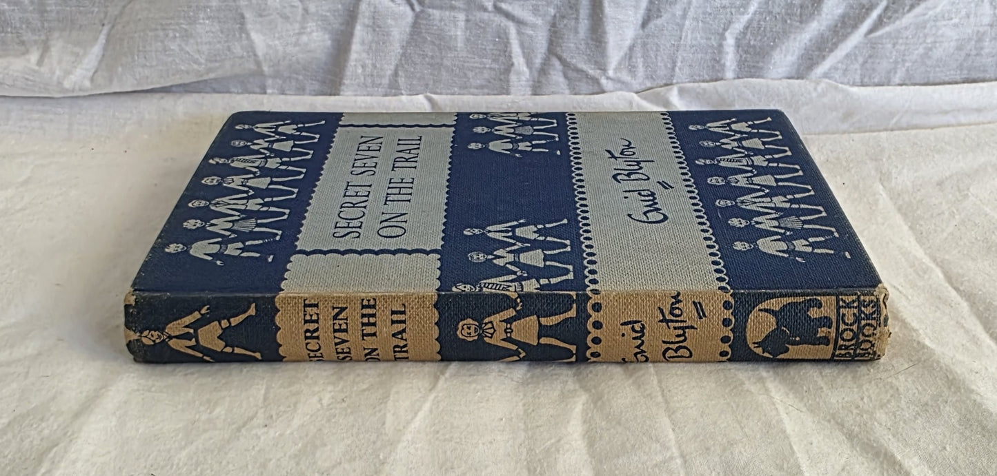 Secret Seven on the Trail by Enid Blyton