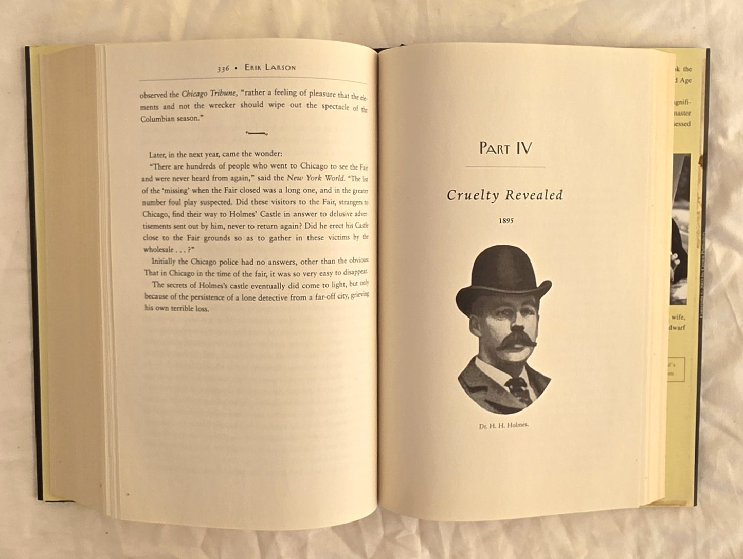 The Devil in the White City by Erik Larson