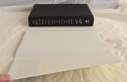 The Devil in the White City by Erik Larson