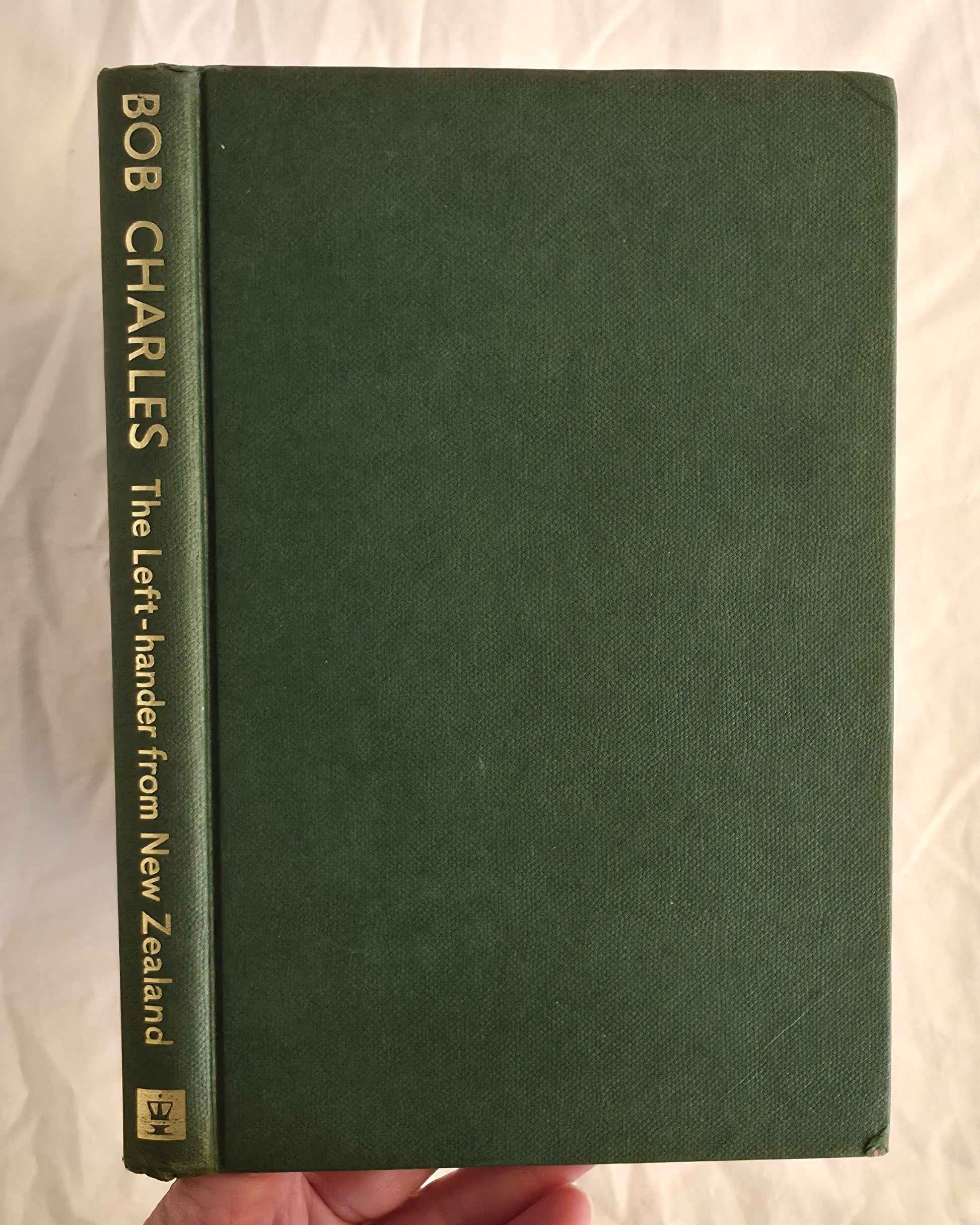 The Left-Hander from New Zealand
A Book of Golf Instruction
by Bob Charles with Roger P. Ganem