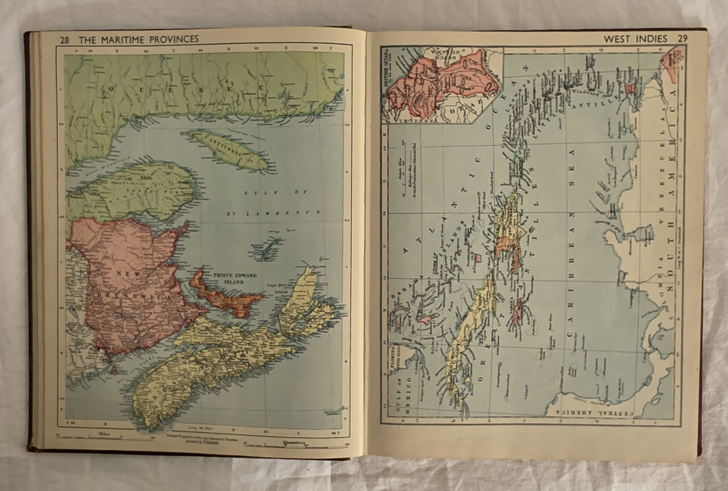 The Modern Pictorial World Atlas