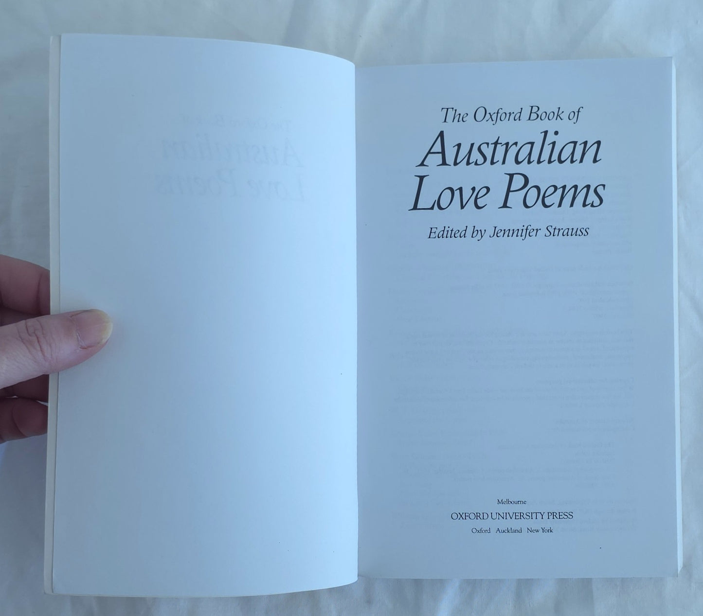 The Oxford Book of Australian Love Poems by Jennifer Strauss