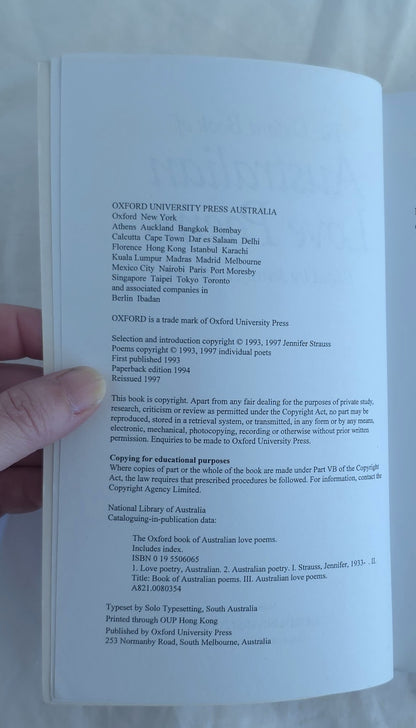 The Oxford Book of Australian Love Poems by Jennifer Strauss