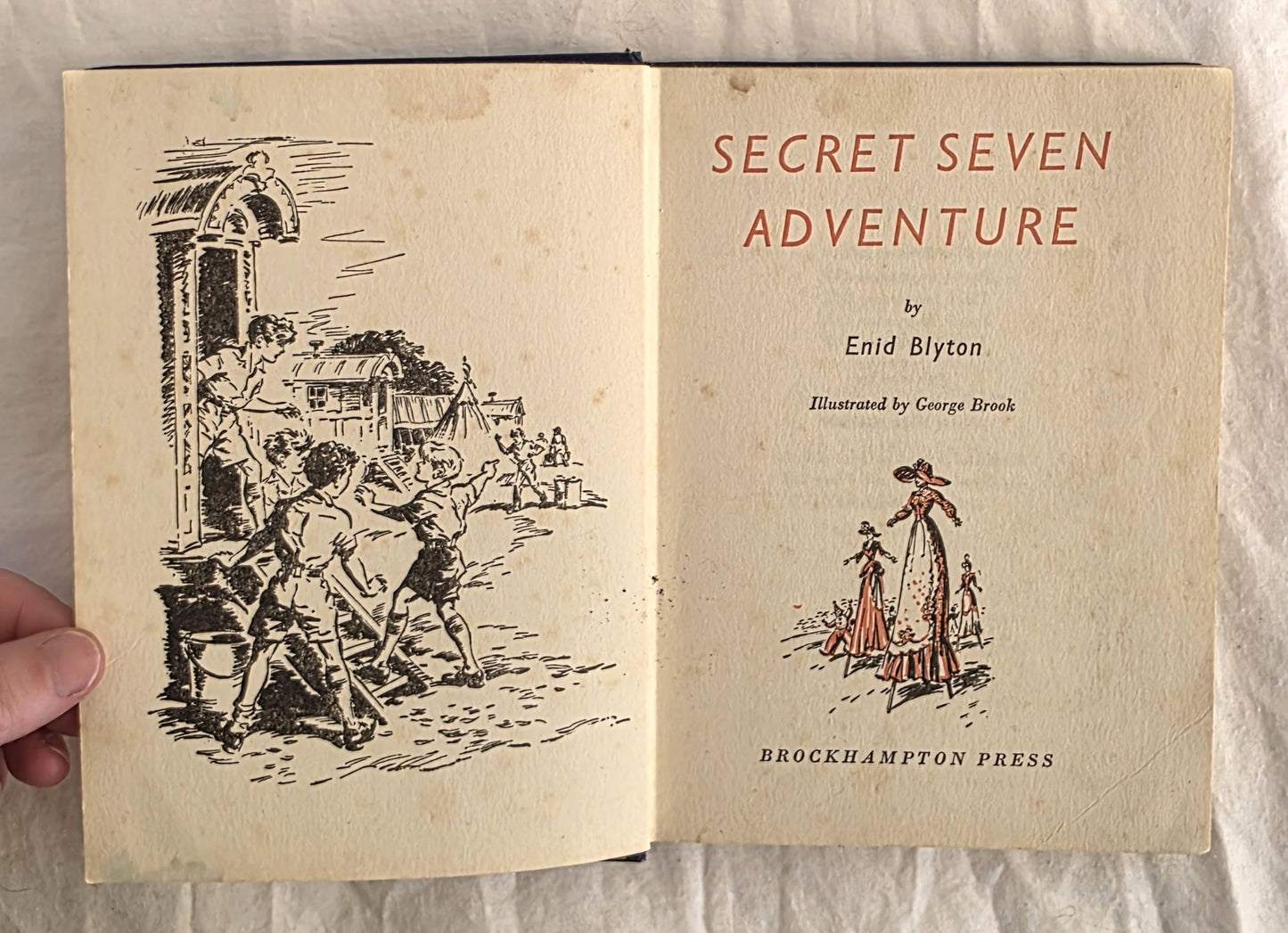 The Secret Seven Adventure by Enid Blyton