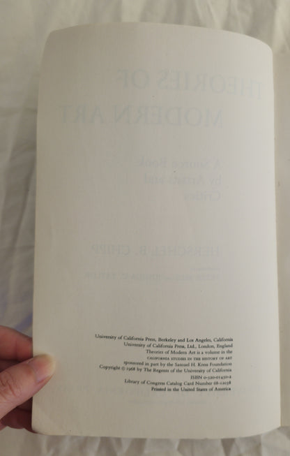 Theories of Modern Art by Herschel B. Chipp