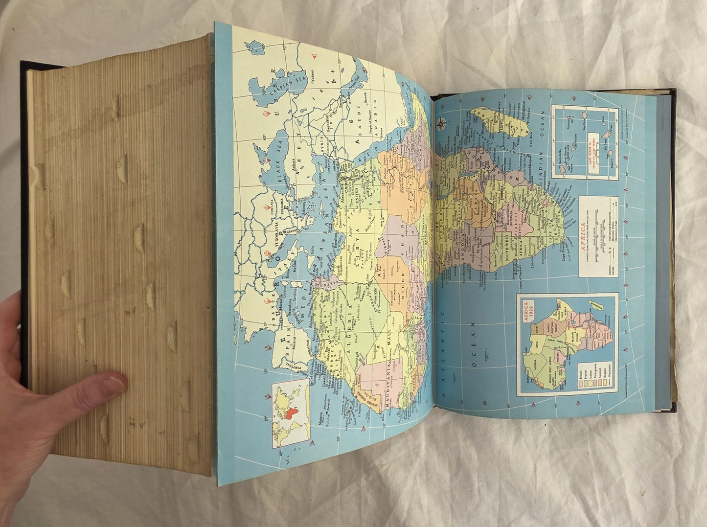 Webster’s New Twentieth Century Dictionary of the English Language by Noah Webster and Jean L. McKechnie