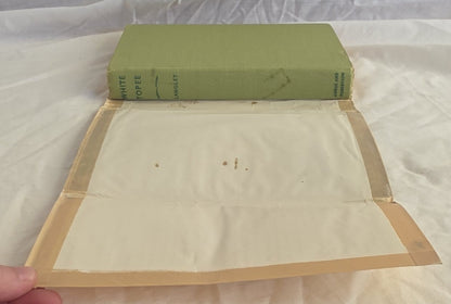 White Topee by Eve Langley