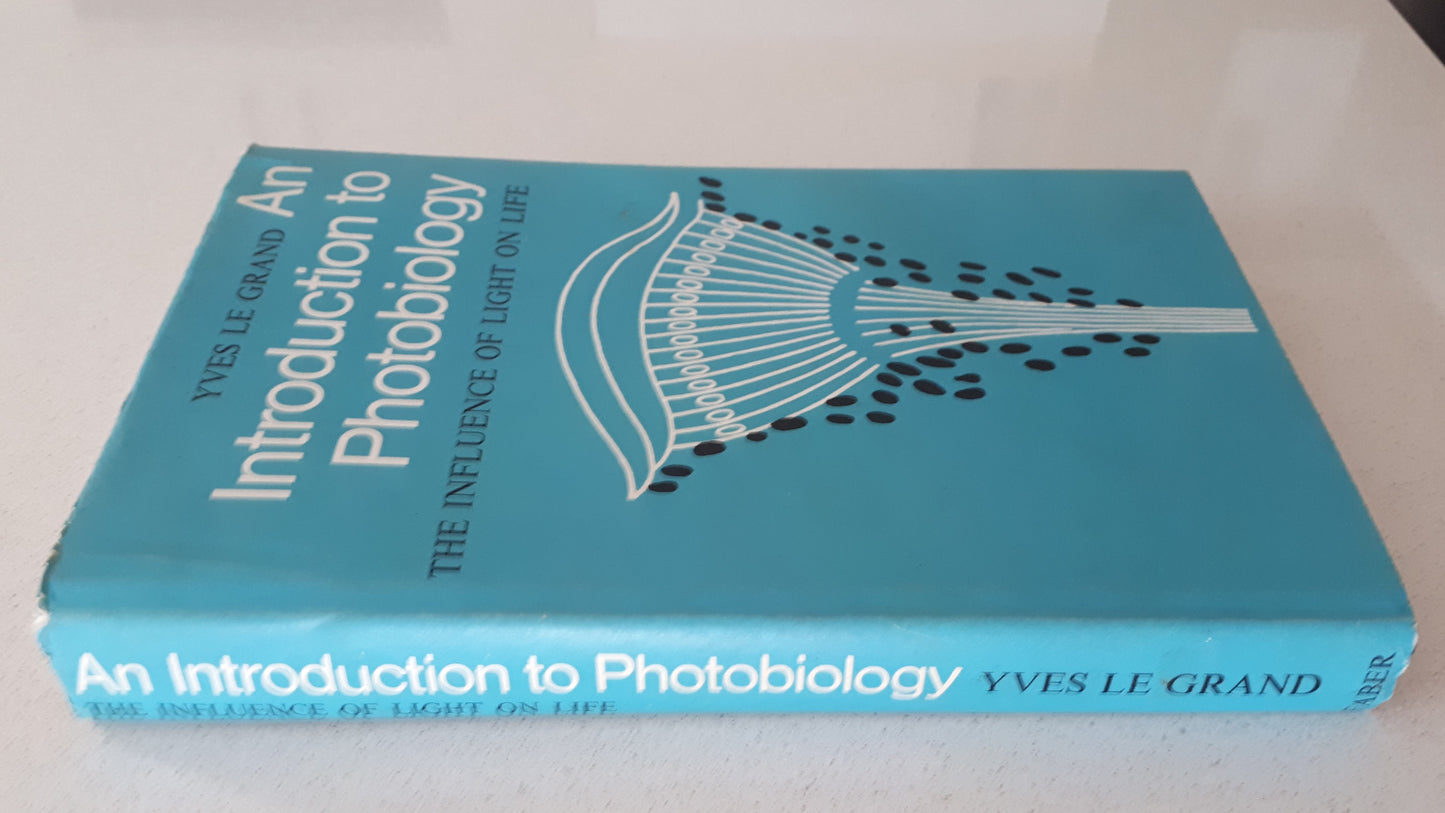 An Introduction to Photobiology by Yves Le Grand