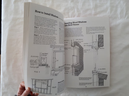 The Australian Renovator's Manual by Allan Staines